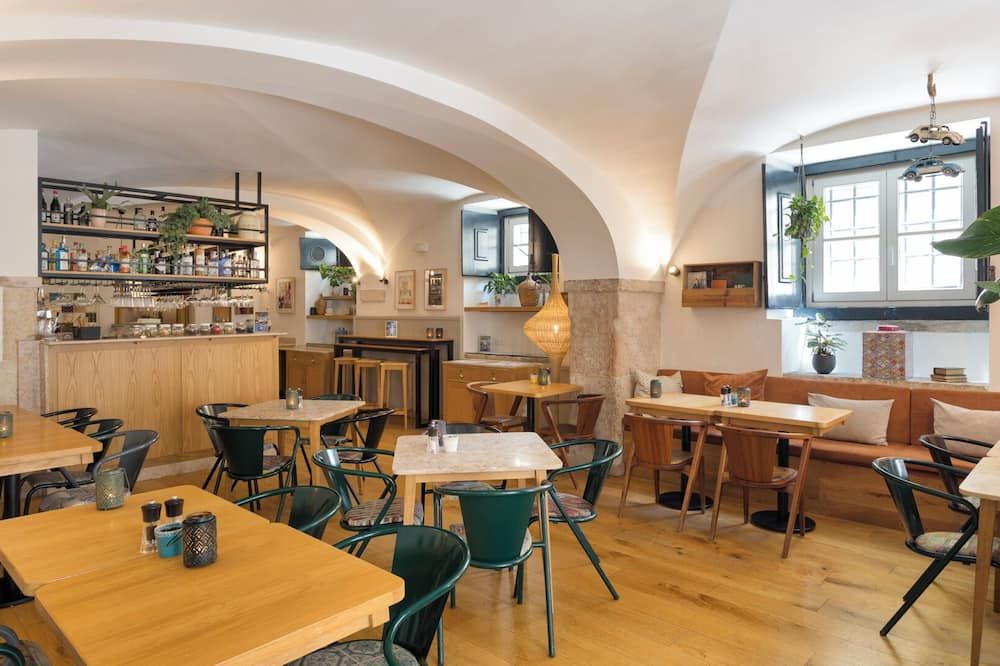 مارتن هول ليزبون تشيادو