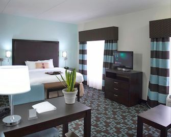 Hampton Inn & Suites Nashville @ Opryland - Nashville - Soveværelse