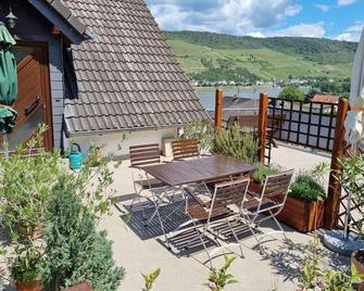 Holiday apartment Oberdiebach for 1 - 3 persons with 2 bedrooms - Holiday apartment - Oberheimbach - Balkón