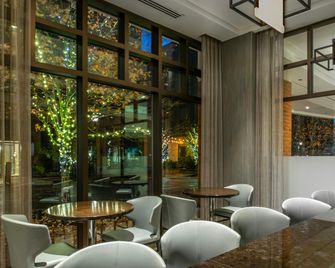 Hampton Inn & Suites Portsmouth/Downtown - Portsmouth - Lobby
