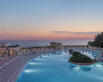Melas Resort Hotel - Side - Piscina