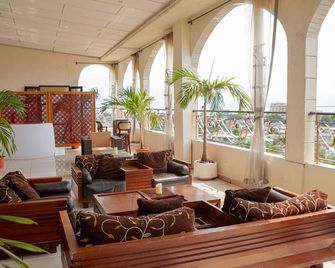 Hotel Hibiscus Louis - Libreville