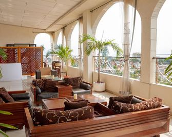 Hotel Hibiscus Louis - Libreville