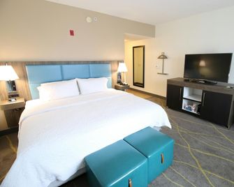 Hampton Inn & Suites Palm Coast - Palm Coast - Bedroom