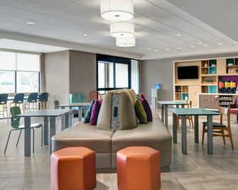 Home2 Suites By Hilton Bordentown - Bordentown - Lounge