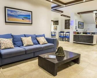 Hotel Volcano - Puerto Villamil - Huiskamer