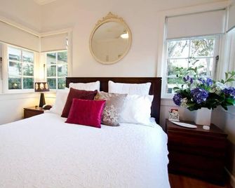 Manly Sunshine Cottage - Quiet Family Retreat - Manly - Habitación