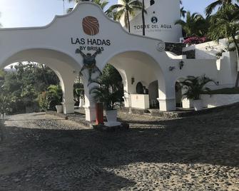 Panoramic Views - Ambiance - Affordable - Manzanillo - Building