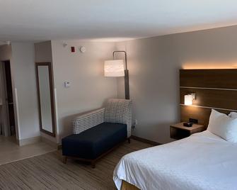 Holiday Inn Express Hotel & Suites Weston, An IHG Hotel - Weston - Camera da letto