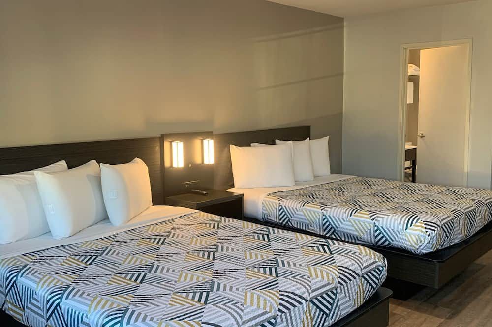 Motel 6 San Diego Airport Harbor - San Diego