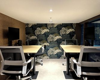 Nomad Live Hostel - Busán