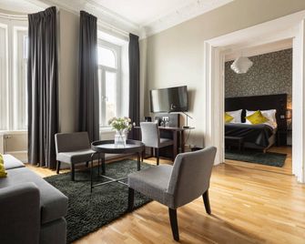 Home Hotel Plaza - Karlstad - Living room