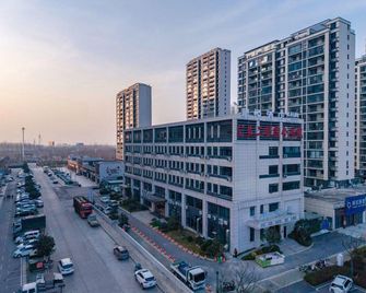 Xingyue Hotel (Suzhou Fuxiao Avenue Baida Farmers Market Branch) - Suzhou - Building