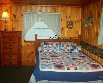 Golden Bear Cottages Resort - Big Bear Lake - Soverom