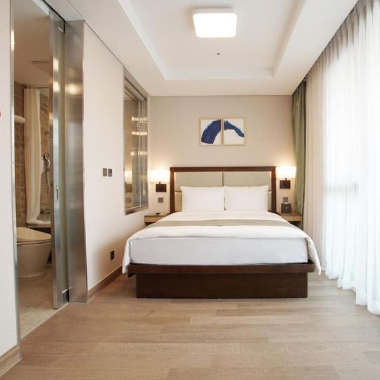 Stanford Hotel Busan image 1