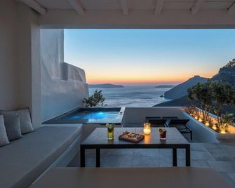 Porto Fira Villas - Thera - Balkong