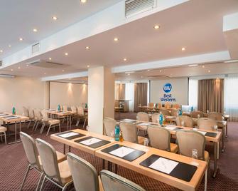 Best Western Hotel Zur Post - ברמן - מסעדה