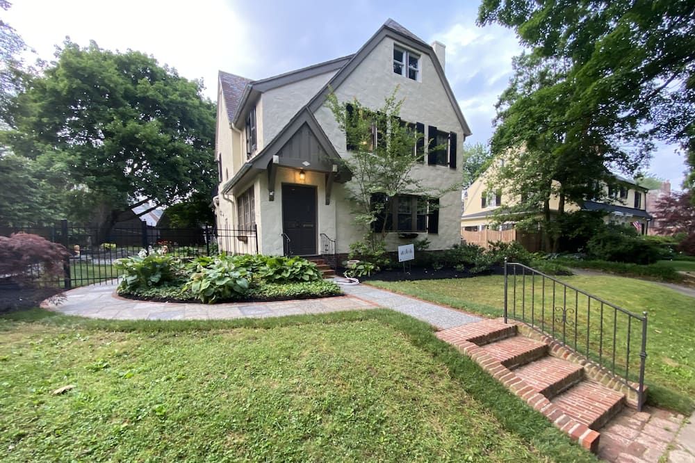 Private Studio walking distance to restaurants, night life, golf. - Wilmington - Building
