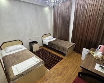 Ratmina Hotel - Nukus - Bedroom