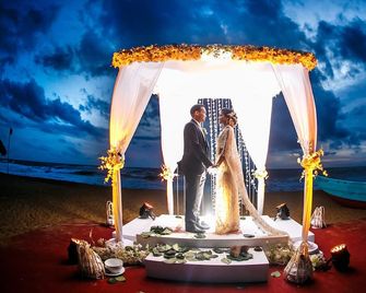 Mount Lavinia Hotel - Dehiwala-Mount Lavinia - Uima-allas