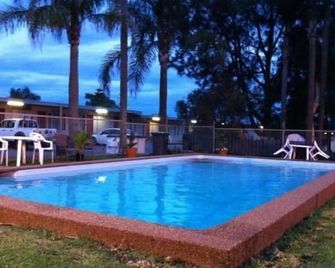 Mayfield - Motel - Newcastle - Zwembad