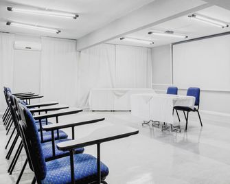 โรงแรมนาซิออนัลอินน์พอซอสเดคัลดัส - โปโซส เด คาลดาส - ห้องประชุม