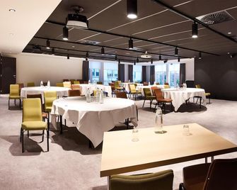 Park Inn by Radisson Brussels Airport - Diegem - Restaurace