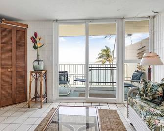 Stunning Ocean Views Condos in Oahu at Punaluu - Punaluu - Balcón