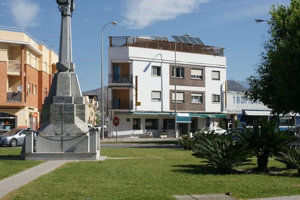 هوستال بويرتو بيتش