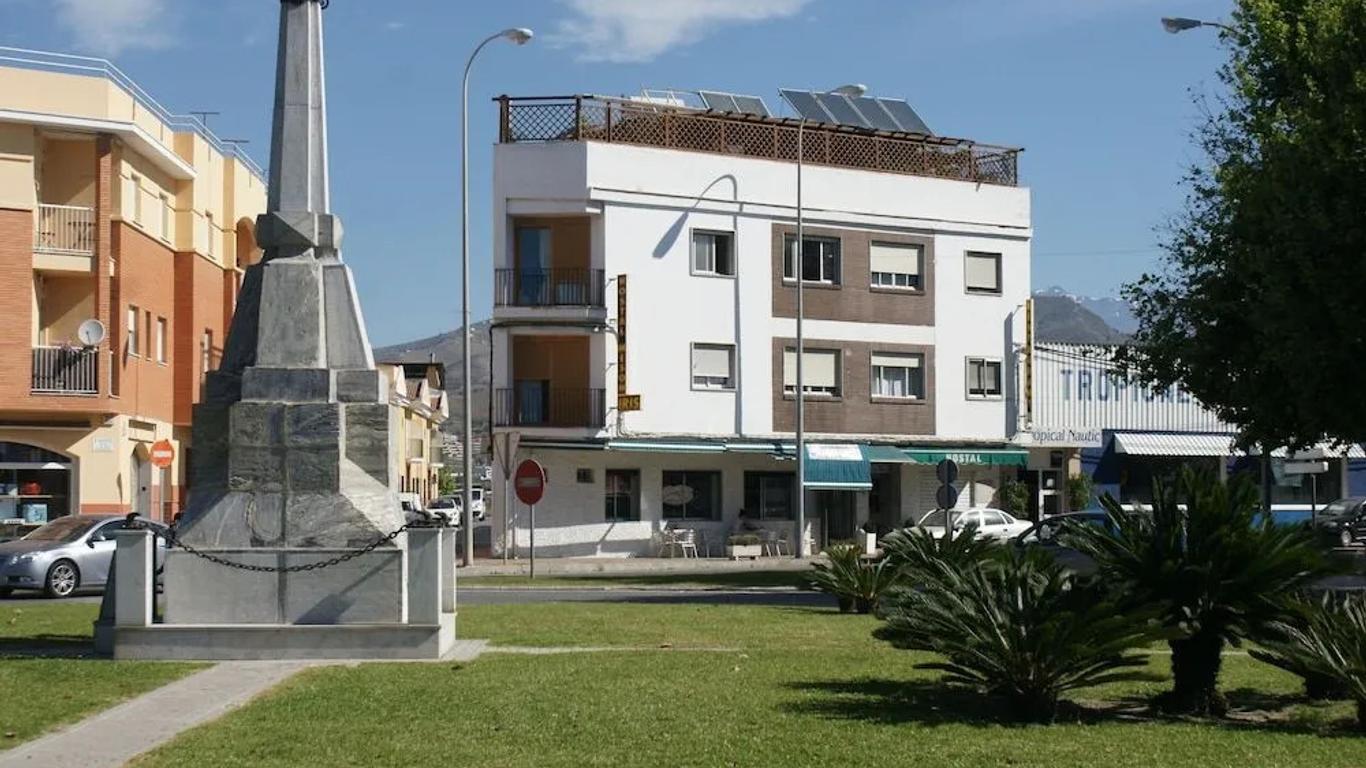 هوستال بويرتو بيتش