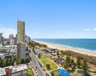 Luxe 3 Bd Beachfront Broadbeach, Pool,Gym,Sauna - Broadbeach - Strand