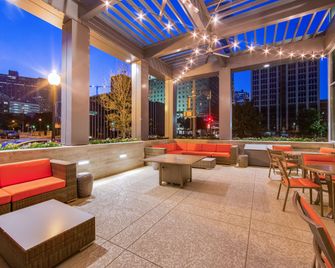 Hampton Inn & Suites Fort Worth Downtown - פורט וורת' - בניין