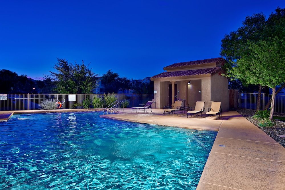 Vista Retreat Vacation Home - פיניקס - בריכה