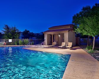 Vista Retreat Vacation Home - Phoenix - Piscina
