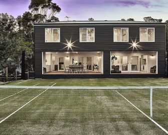 The Tennis Club in Portsea - Portsea - Building