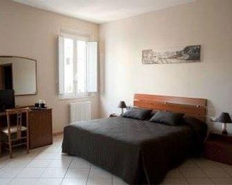 Albergo San Romano - פרארה - חדר שינה