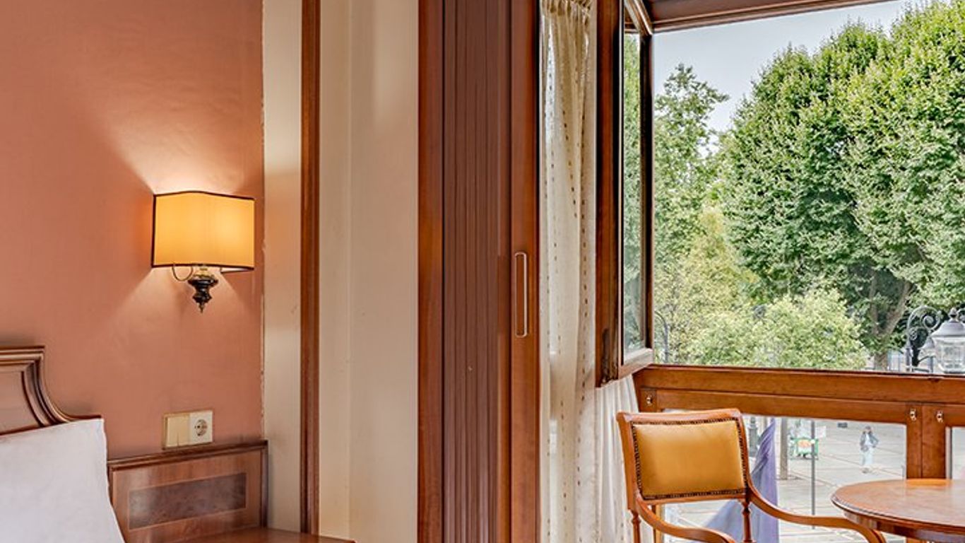 B&b Hotel Gijón Centro Begoña