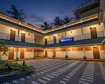 Fabhotel Star Inn Plus - Nr Kovalam Beach - Kovalam - Будівля