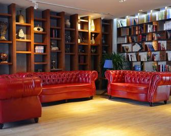 James Joyce Hotel Qinhuangdao Railway Station - Qinhuangdao - Lounge