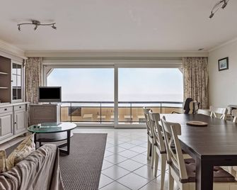 Ensis 0201 P - Koksijde - Їдальня