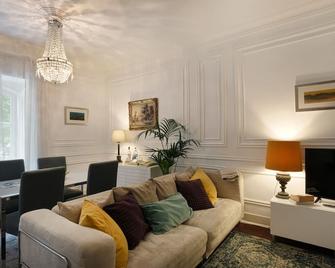 Charming apartment - Cascais - Living room