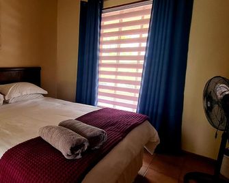 Hexberg Cottage - Wellington - Slaapkamer