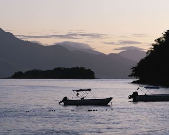 O Sitio - Ilha Grande - Vila do Abraao
