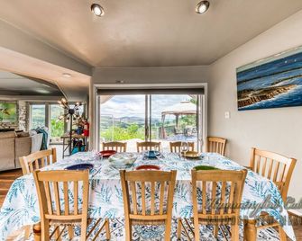 Catch a 'Tiger by the Tail'! Pet Friendly with pool table. - Ruidoso Downs - Dining room