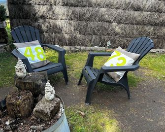 La Cabane Magique Des Fichettes - Sandillon - Patio