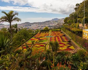 Dorisol Estrelicia Hotel - Funchal - Außenansicht