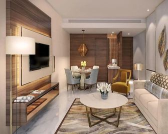 Holiday Inn Dubai Al-Maktoum Airport by IHG - Dubai