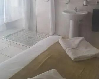 Gemutlich Guesthouse - Upington