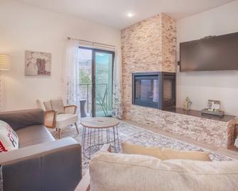 Cozy- Mountain Style - River View apartment - Colorado - Silverthorne - Living room