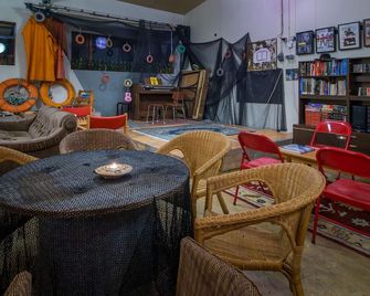 The Freezer Hostel & Culture Center - Snæfellsbær - Lounge